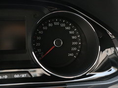 2017款 230TSI 自动豪华型