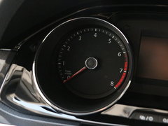 2017款 230TSI 自动豪华型