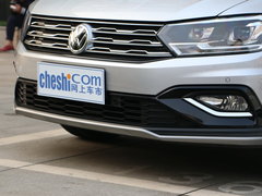 2017款 230TSI 自动豪华型
