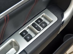 2017款 蓝标 运动版 1.5T 自动两驱豪华型