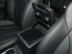 2017款 红标 运动版 1.5T 自动两驱豪华型