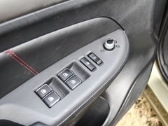 2016款 1.5T 手动卓越型