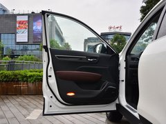 2017款 2.5L 四驱旗舰版