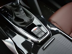 2017款 2.5L 四驱旗舰版