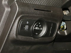 2017款 1.5L 手动豪华版