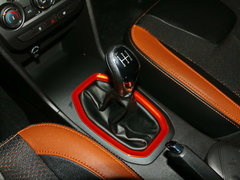 2017款 1.5L 手动豪华版