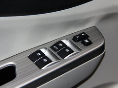 2017款 1.5L 手动尊享型