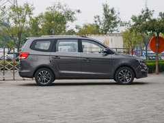 2017款 1.5L 手动尊享型