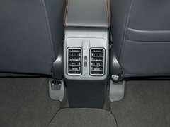 2017款 1.5L CVT风尚版