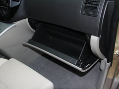 2017款 M3L 2.0L 7座标准型