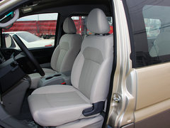 2017款 M3L 2.0L 7座标准型