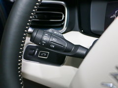 2017款 2.0T 两驱耀Pro版
