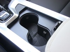 2017款 2.0T 两驱耀Pro版