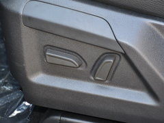 2017款 1.6T 自动尊贵型