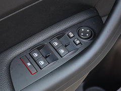2017款 1.6T 自动尊贵型