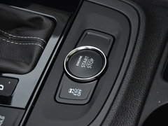2017款 1.6T 自动领先型