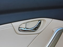 2017款 2.0L CVT领尚版