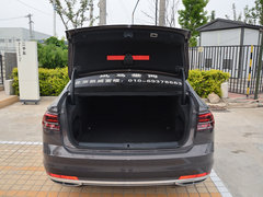 2016款 380TSI 两驱行政版