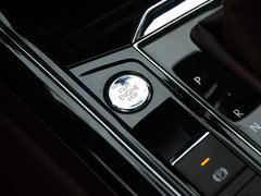 2016款 380TSI 两驱行政版