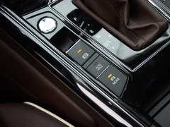 2016款 380TSI 两驱行政版