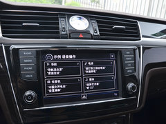 2016款 380TSI 两驱行政版