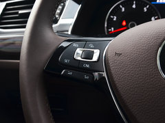 2016款 380TSI 两驱行政版