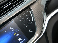 2017款 两厢RS百万款 1.3T CVT向上版