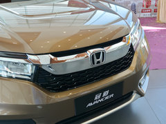 2017款 370TURBO 四驱尊享版