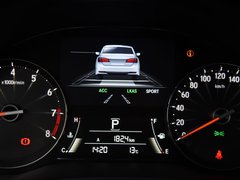 2017款 370TURBO 四驱至尊版