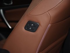 2017款 370TURBO 四驱至尊版