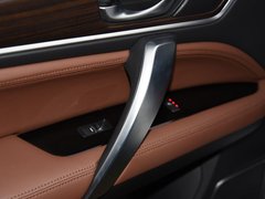 2017款 370TURBO 四驱至尊版