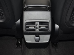 2017款 2.0L 两驱领先版