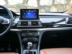 2017款 1.5L 豪华型