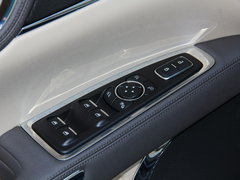 2017款 2.0T 两驱尊雅版