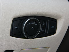 2017款 2.0T 两驱尊雅版