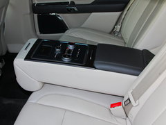 2017款 2.0T 两驱尊雅版