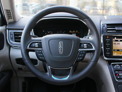 2017款 2.0T 两驱尊雅版