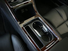 2017款 2.0T 两驱尊享版