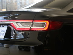 2017款 2.0T 两驱尊享版