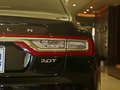 2017款 2.0T 两驱尊享版
