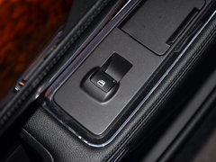 2017款 2.0T 两驱尊享版