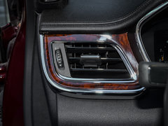 2017款 2.0T 两驱尊享版