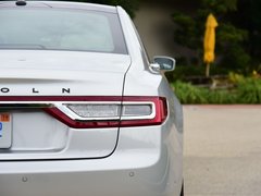 2017款 3.0T 四驱总统版