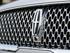 2017款 3.0T 四驱总统版