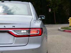 2017款 3.0T 四驱总统版