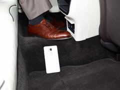 2017款 3.0T 四驱总统版