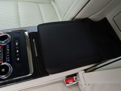 2017款 3.0T 四驱总统版