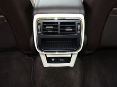 2017款 3.0T 四驱总统版