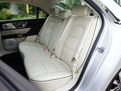 2017款 3.0T 四驱总统版