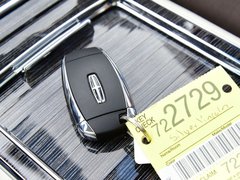 2017款 3.0T 四驱总统版